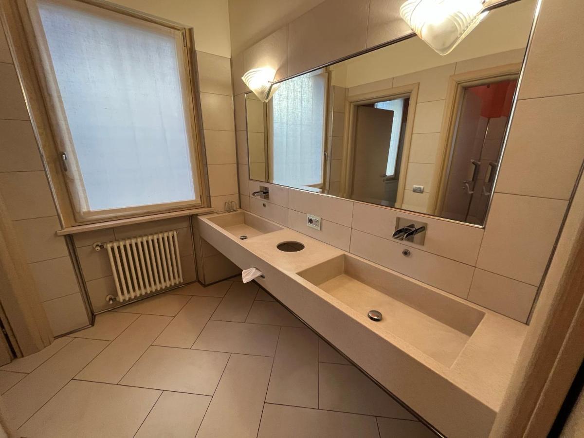 Casa Danzi Villa Пескиера дел Гарда Екстериор снимка
